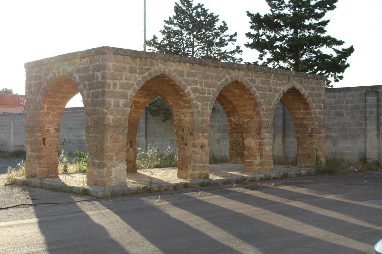 Marinella Vila Campi Salentina Exterior foto